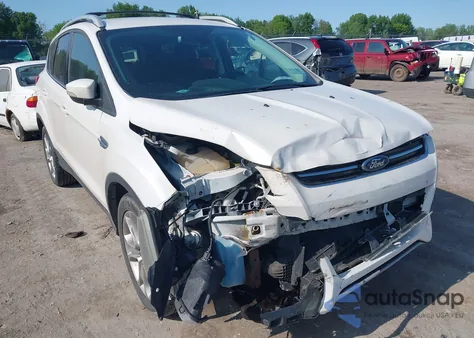 2016 Ford Escape Titanium from USA, damaged, VIN 1FMCU9J9XGUA89514